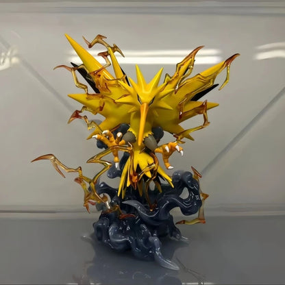 Figura detalhada de Zapdos com cerca de 15.5cm, perfeita para colecionadores e fãs do universo Pokémon.