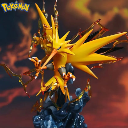 Figura detalhada de Zapdos com cerca de 15.5cm, perfeita para colecionadores e fãs do universo Pokémon.