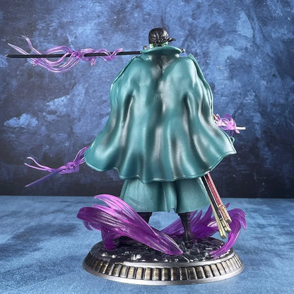 A figura colecionável "Bath Blood Roronoa Zoro" de One Piece mede 21 cm, com detalhes precisos e vibrantes, ideal para coleções.